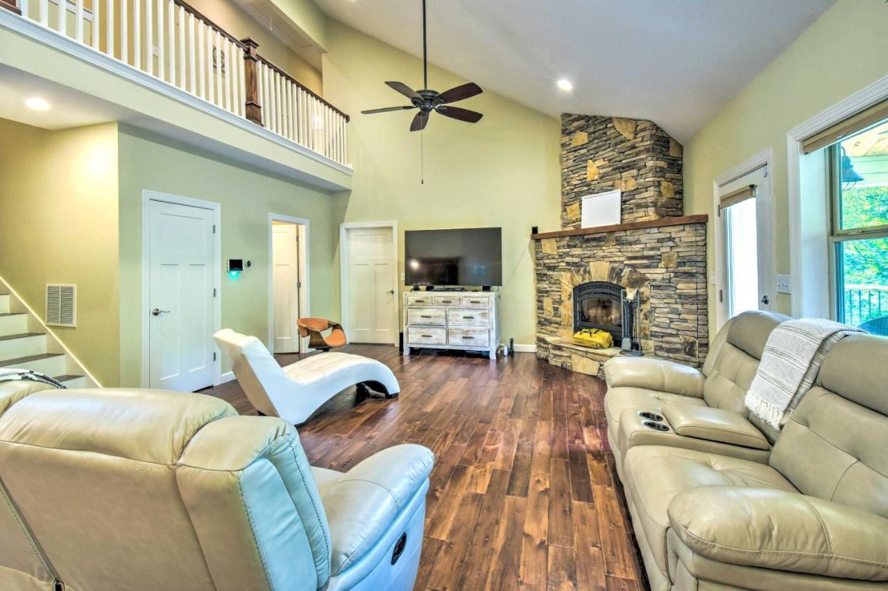 Cozy Riverside Dahlonega Home With Kayaks And Fire Pit ภายนอก รูปภาพ