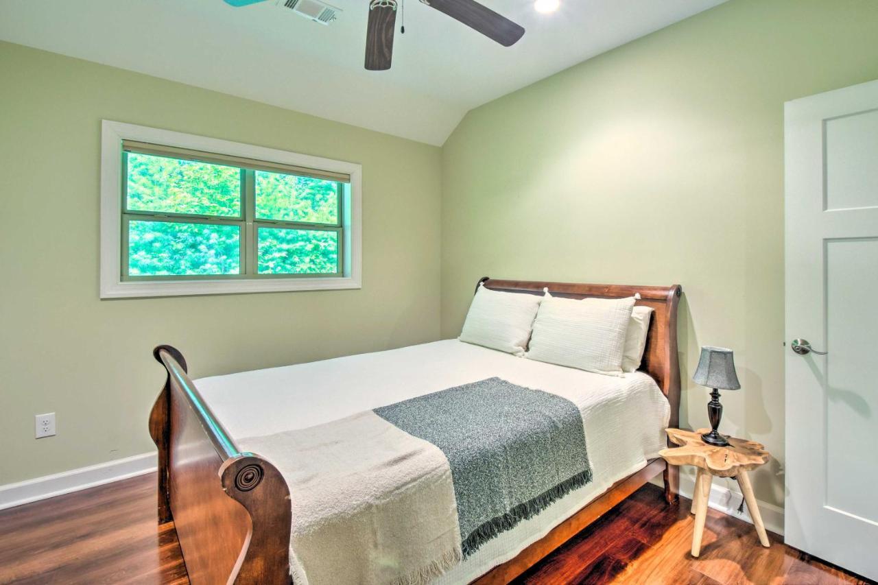 Cozy Riverside Dahlonega Home With Kayaks And Fire Pit ภายนอก รูปภาพ